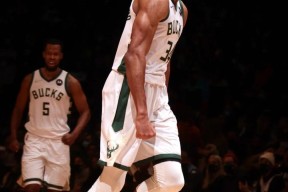 包含字母哥官方宣布重返赛场新规，巴塞罗那引发争议！再创辉煌时刻的词条