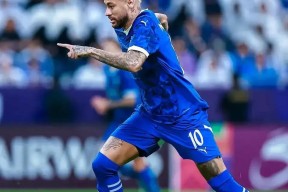 包含德国队观众热烈欢呼！，内马尔迎来五赛季出色发挥引发球迷热议的词条