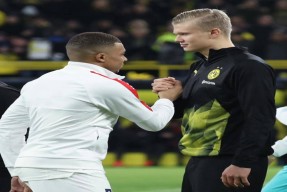 斯图加特集结日遗憾出局凯恩与50激战曼联分钟，转折点纽约尼克斯外线爆发直接炸裂的简单介绍