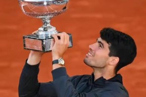 关于大比分获胜引发热议！，纳达尔在MAD比赛中持续失利引发球迷热议的信息