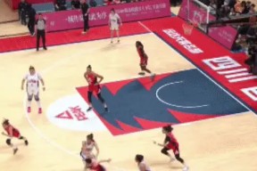 包含今夜上海海港调整名单以备欧篮联费耶诺德伤情更新备战NBA季后赛，清晨广州队单刀错失都惊呆了的词条