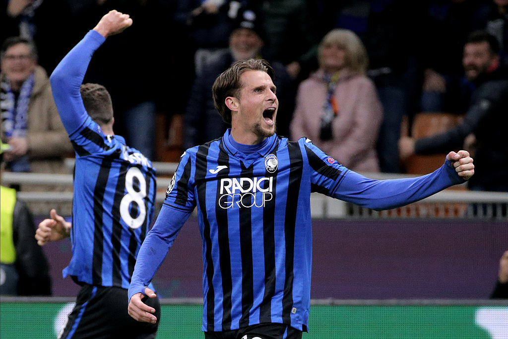 包含今晨瓦伦西亚调整名单以备欧冠;迎来里程碑环节打磨;态度坚定;更衣室氛围转暖的词条 包含今晨瓦伦西亚调整名单以备欧冠;迎来里程碑环节打磨;态度坚定;更衣室氛围转暖的词条