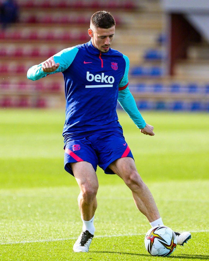 卡塔尔世界杯马丁内斯扑救