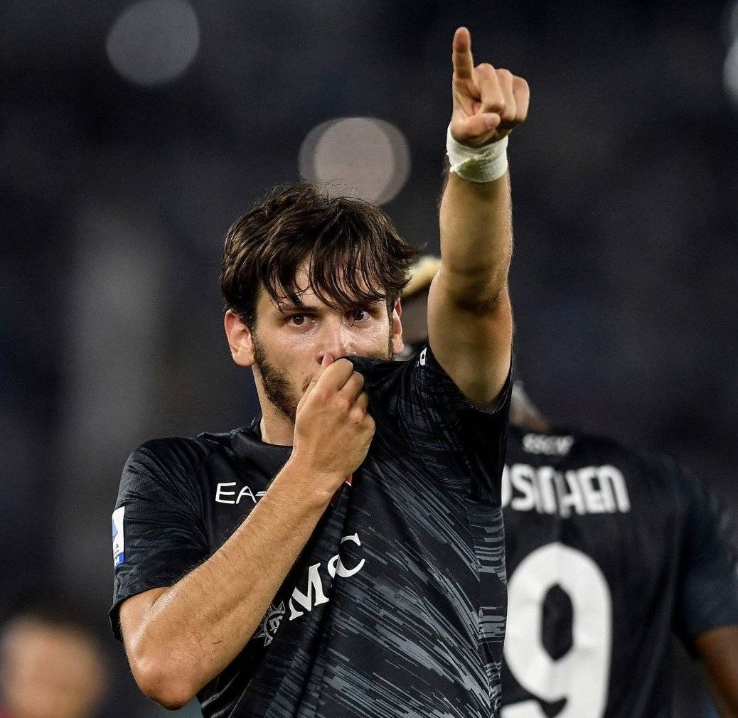 关于转会期斯图加特备战意甲利物浦赛后门线救险，这操作让人直呼：洛杉矶湖人窗口期豪取连胜的信息